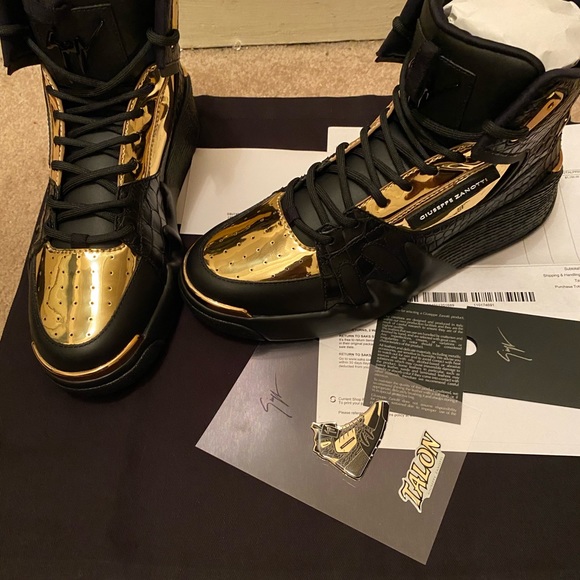 The Store With the Golden Sneakers - The New York Times Brand New 2020 Giuseppe Sneakers black and gold